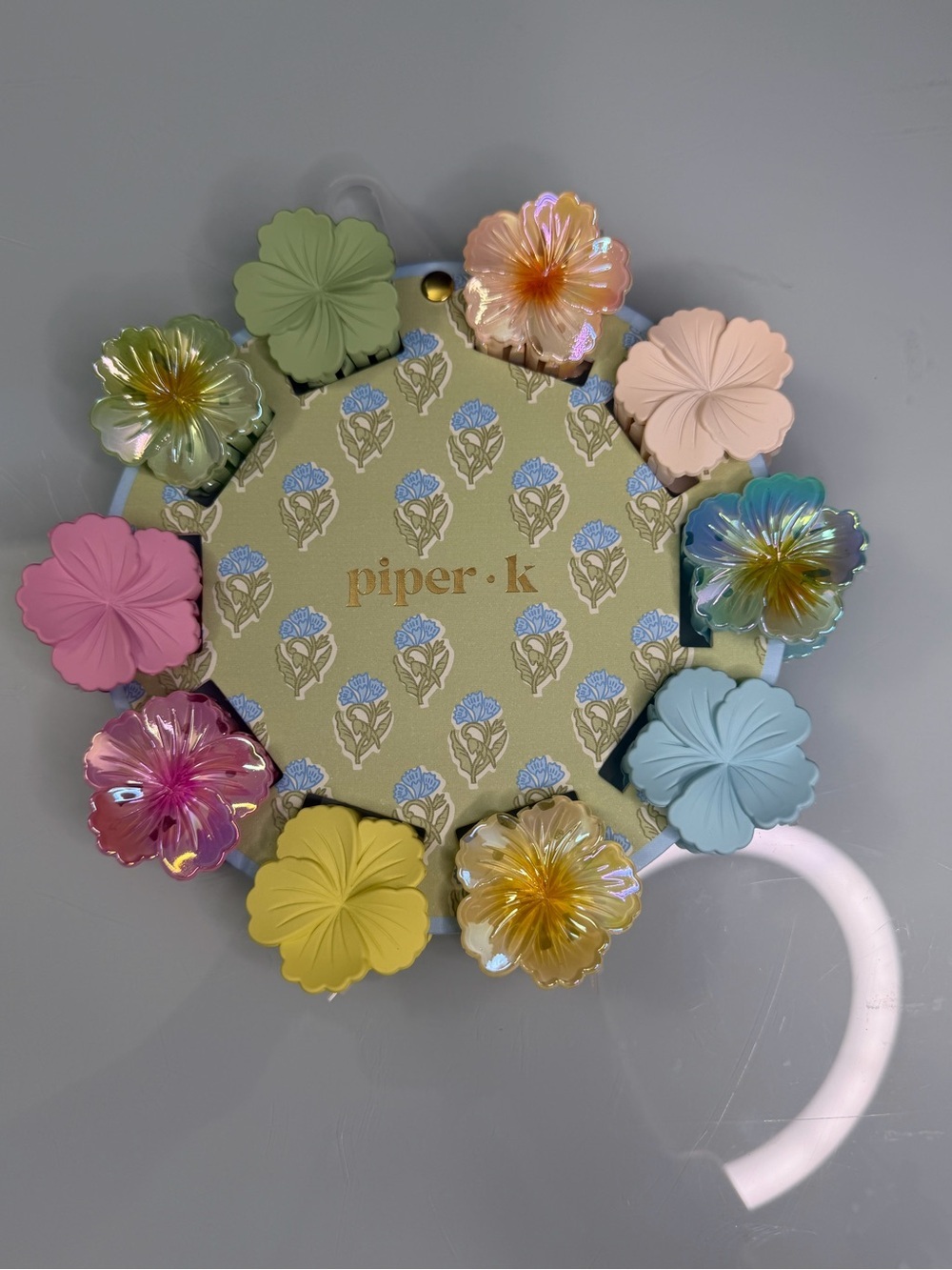 NWT Piper K Floral Hair Clip Set